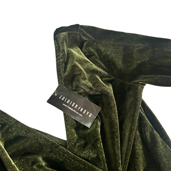 Fashion Nova Olive Green Dress in Small - Picture 4 of 8